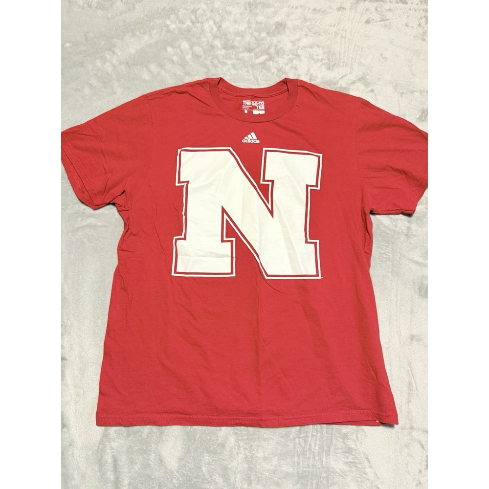 Adidas T-Shirt Mens Large Red Nebraska Huskers College Football Vintage Tee - Picture 1 of 5